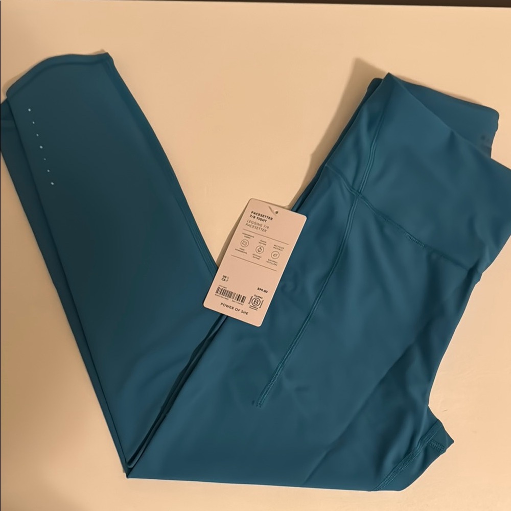 NWT ATHLETA Pacesetter Ultra High Rise 7/8 Legging